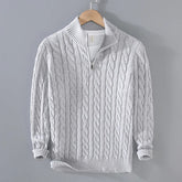 Pull en maille avec motif torsadé et col zippé
