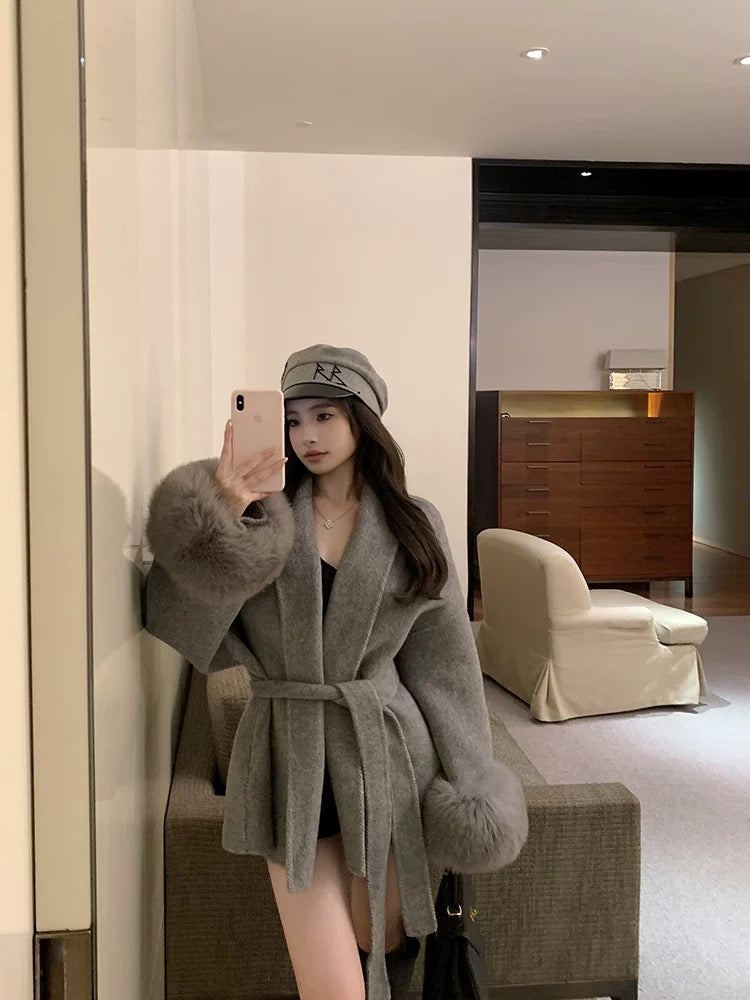 Veste avec manches en fourrure