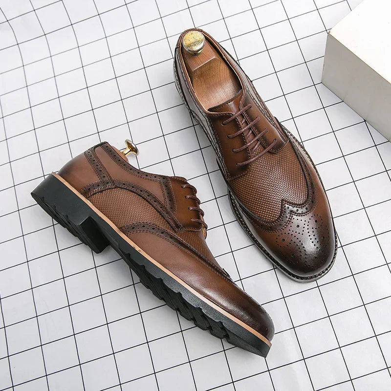 Chaussures classiques en cuir faites à la main
