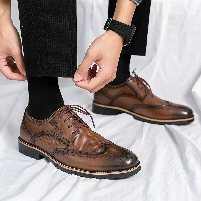 Chaussures classiques en cuir faites à la main