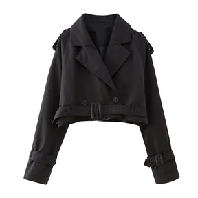 Trench-coat court