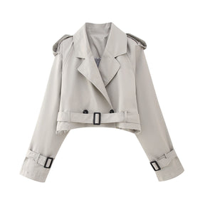 Trench-coat court