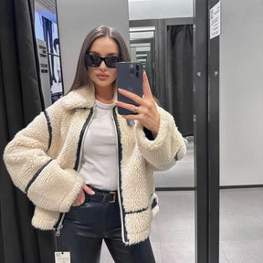 Veste en fourrure virale