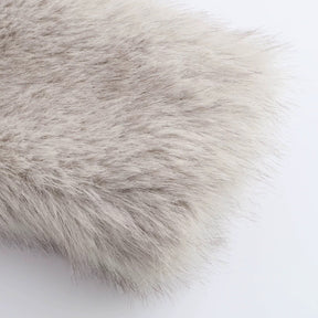 Veste en fourrure virale