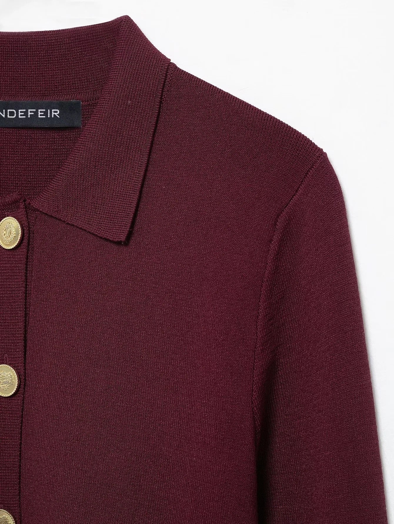 Eleganter roter Strick-Zweiteiler Cardigan