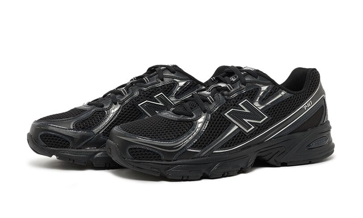 New Balance 740 Black