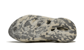 Adidas Yeezy Foam RNNR MXT Moon Gray